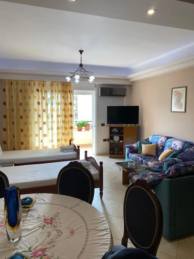 Sentris Apartment Sarandë