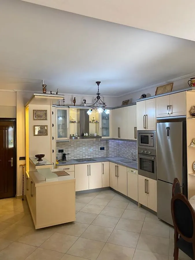 Sentris Apartment Sarandë 0*,  Albanien